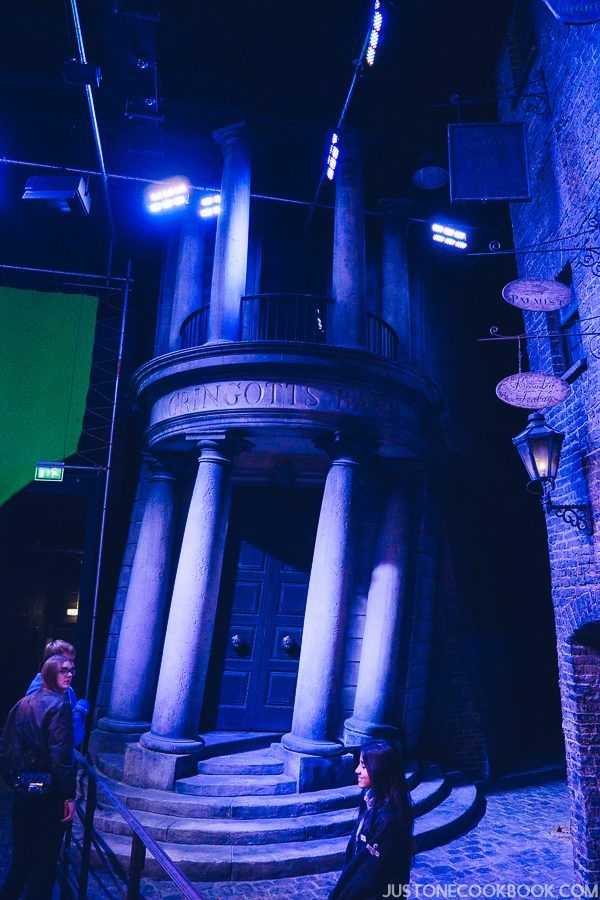 London Travel Guide Day 4 - Warner Bros. Studio: The Making of Harry Potter | JustOneCookbook.com