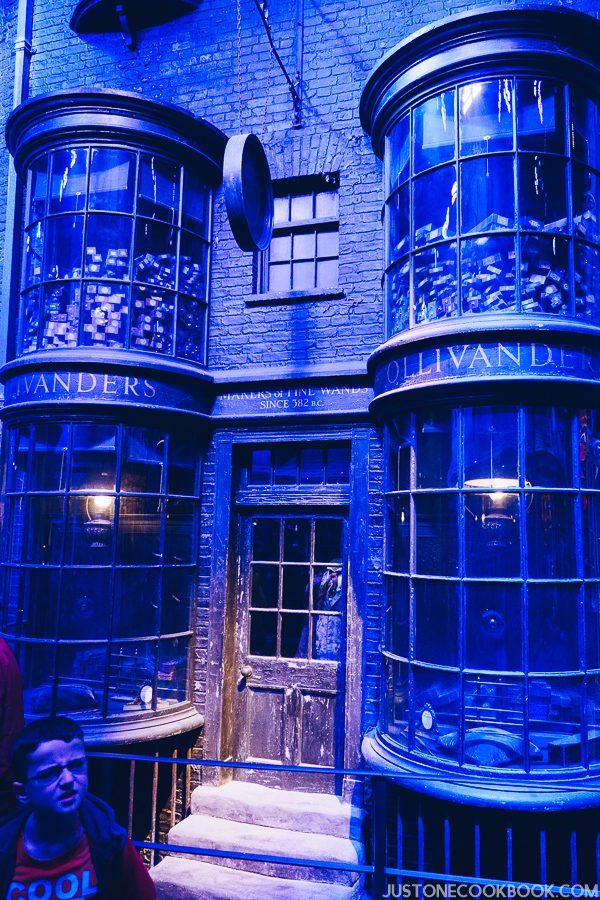 London Travel Guide Day 4 - Warner Bros. Studio: The Making of Harry Potter | JustOneCookbook.com