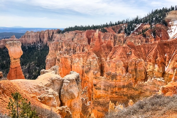view from Agua Canyon - Bryce Canyon National Park Travel Guide | justonecookbook.com