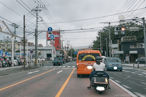 street intersection - Guide to Driving in Japan | www.justonecookbook.com