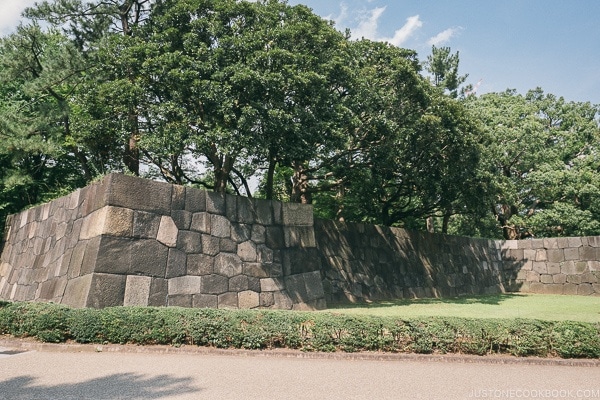stone protective wall - The East Gardens of the Imperial Palace Guide | www.justonecookbook.com