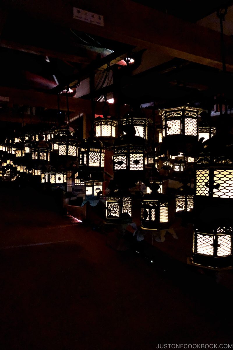 lit lanterns at Fujinami-no-ya Hall - Nara Guide: Kasuga-taisha | www.justonecookbook.com