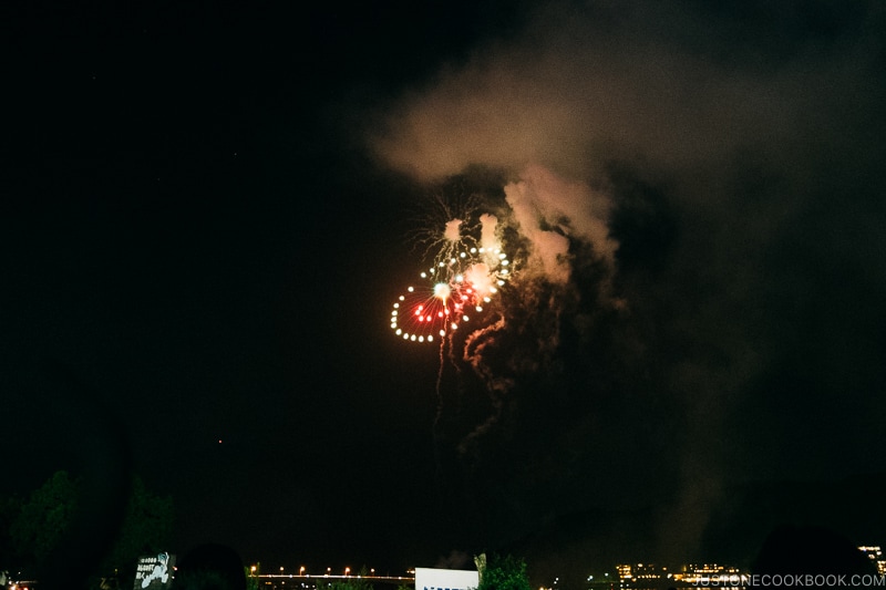 smiley face fireworks - Japan's Fireworks Hanabi | www.justonecookbook.com