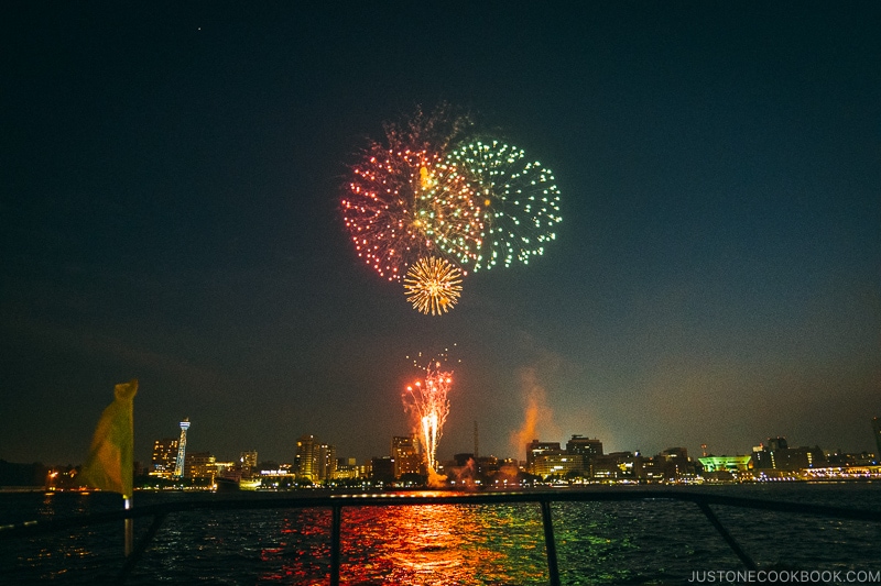 view of fireworks at Yokohama Sparkling Twilight fireworks festival from a boat - Japan's Fireworks Hanabi | www.justonecookbook.com