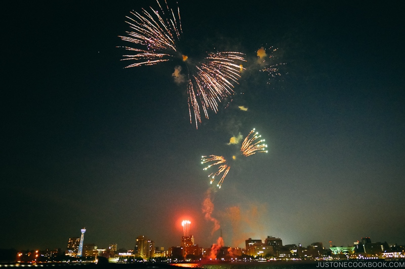view of fireworks at Yokohama Sparkling Twilight fireworks festival from a boat - Japan's Fireworks Hanabi | www.justonecookbook.com