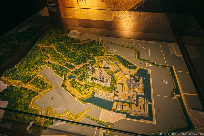 3D model of Odawara Castle and surrounding area - Odawara Castle Guide | www.justonecookbook.com 