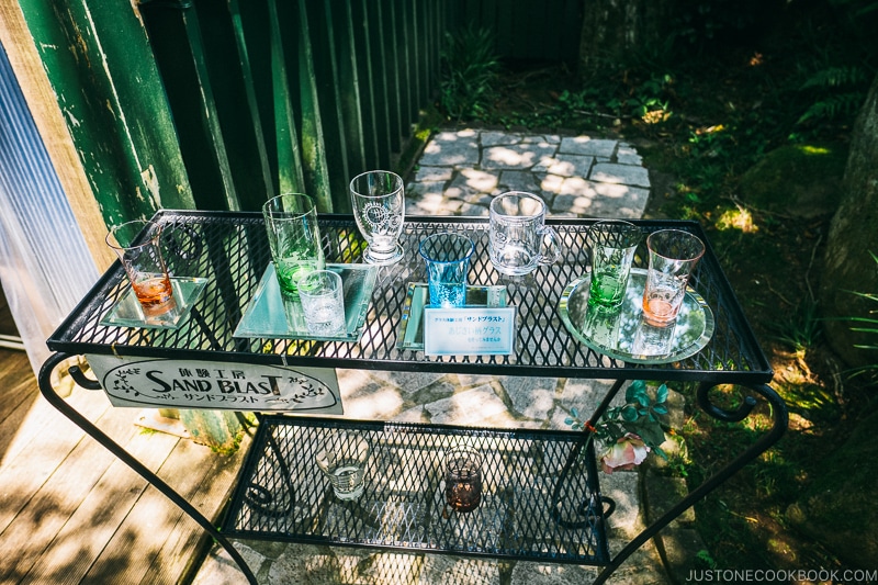 Experience Studio to make glass crafts - The Fabulous Museums in Hakone | www.justonecookbook.com 