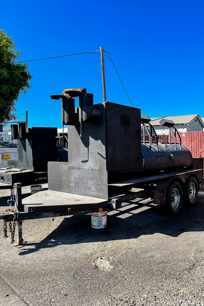 bbq smoker on wheels