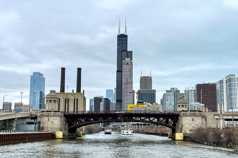 view of Chicago skyline