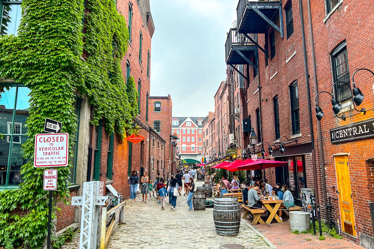 restaurants and bars along Wharf Street