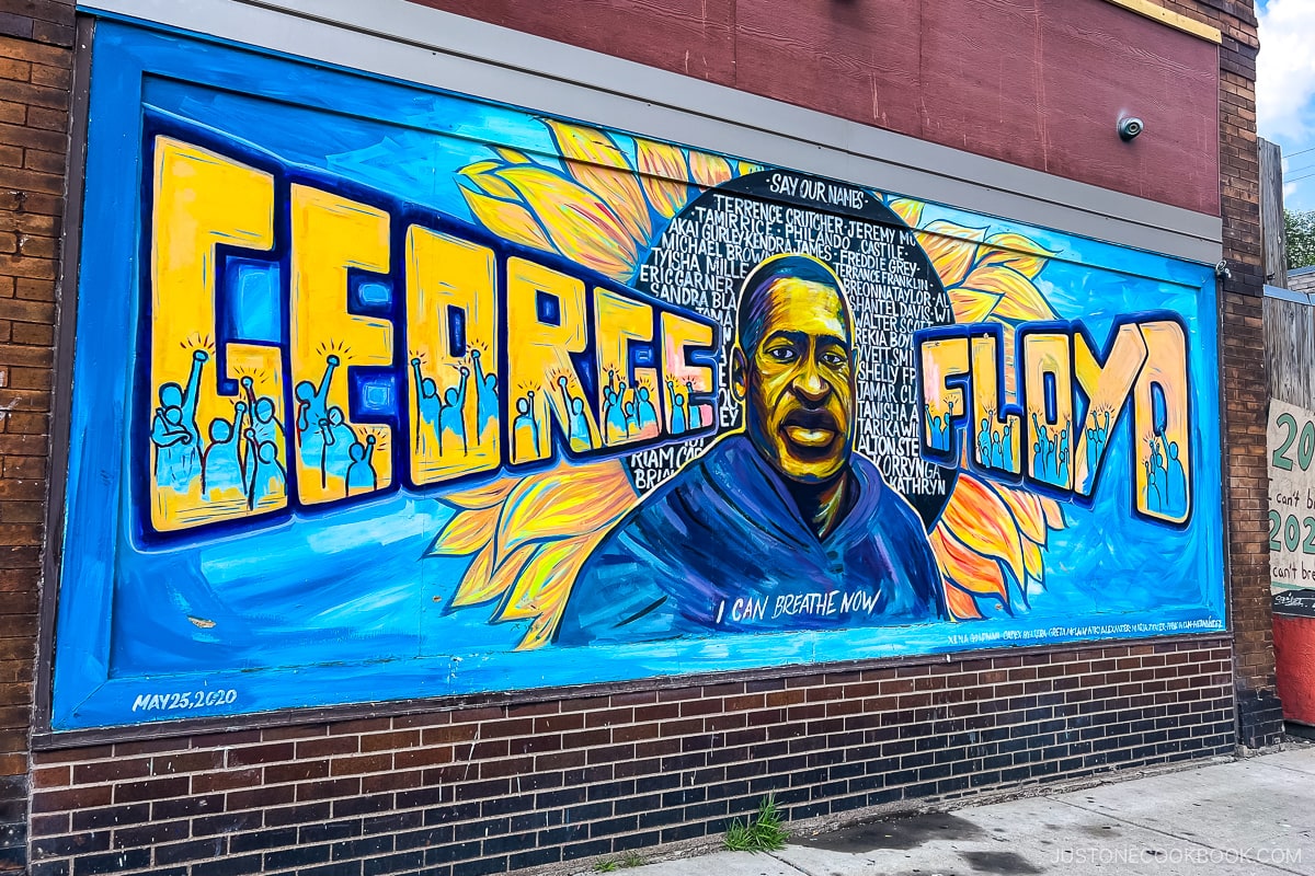 mural at Chicago Ave S & 38th St E - George Floyd Memorial