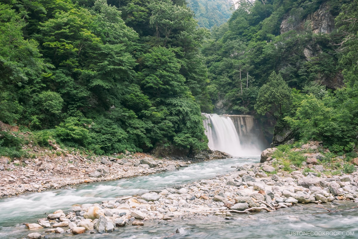 waterfall near Keyakidaira Station