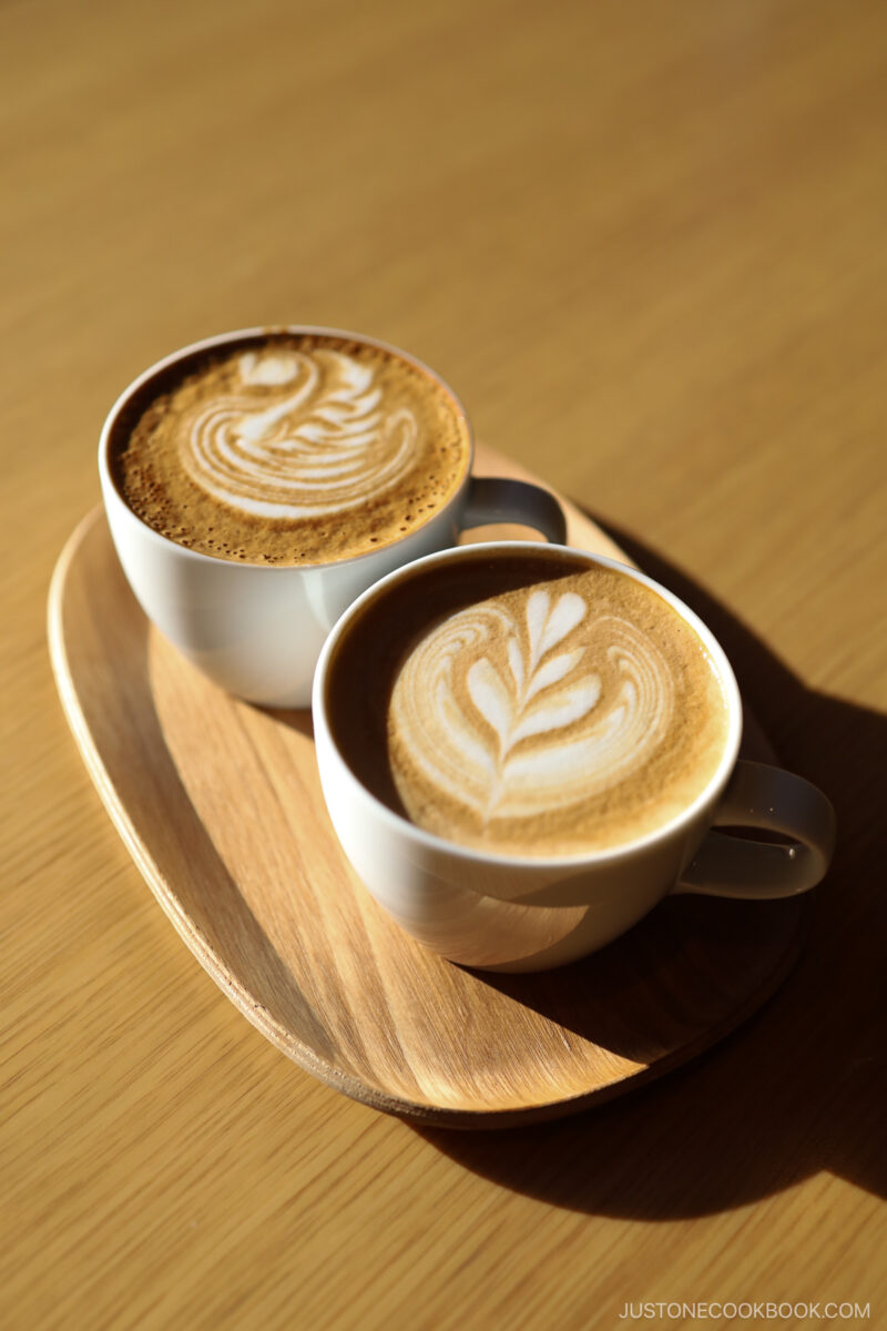 Two cafe lattes