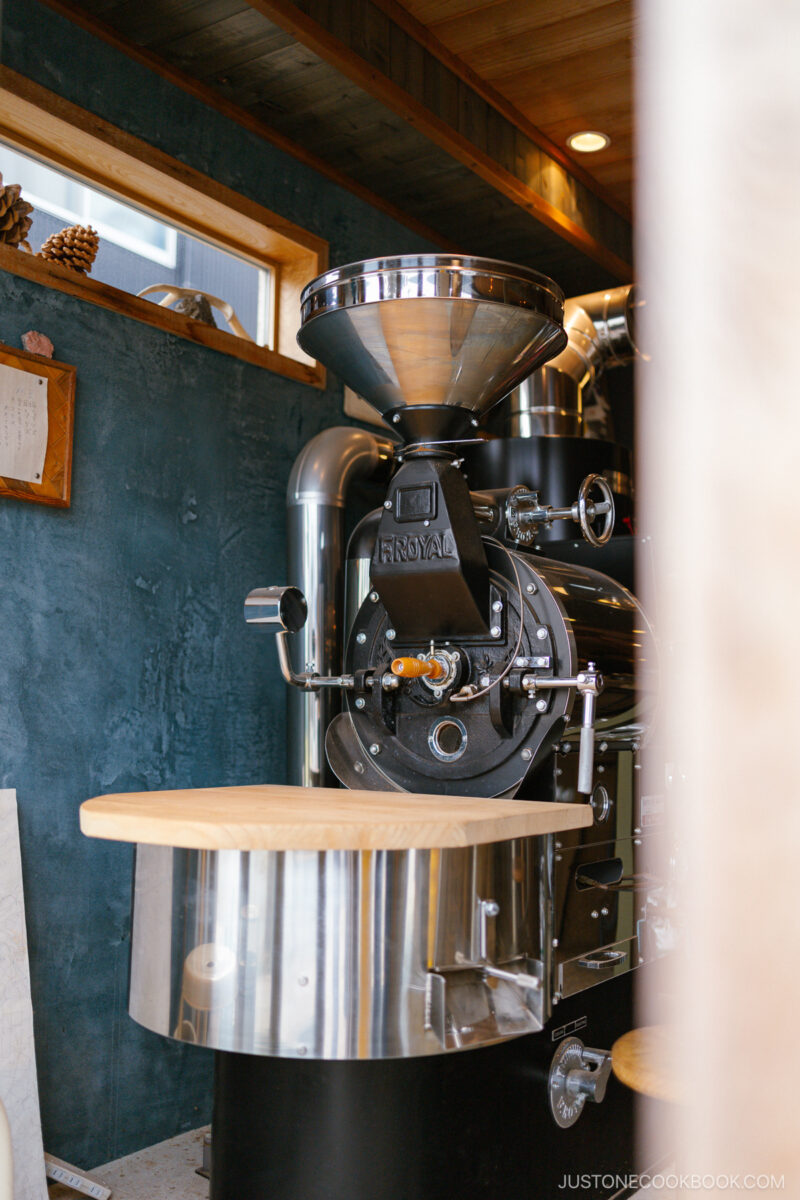 Fuji Royal coffee roaster