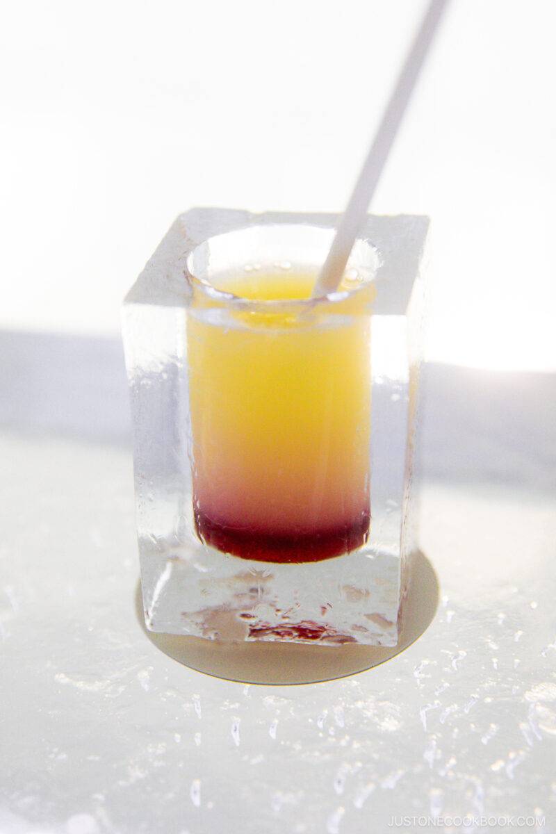 Cocktails in an glass made out of ice