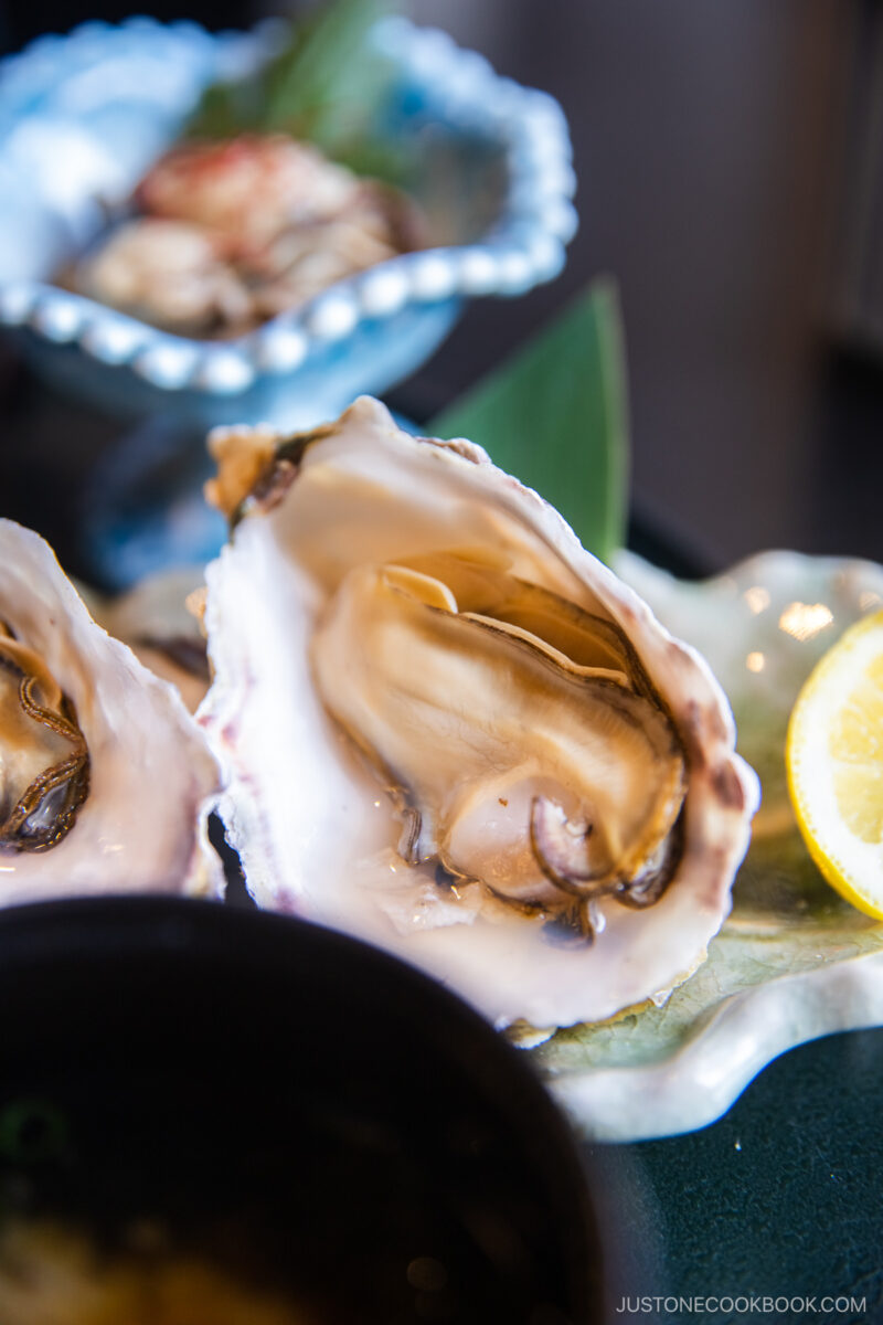 Raw oyster