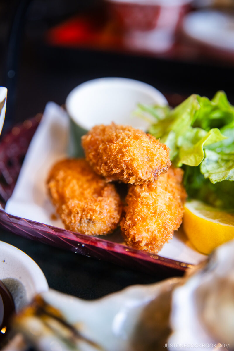 Deep-fried oysters
