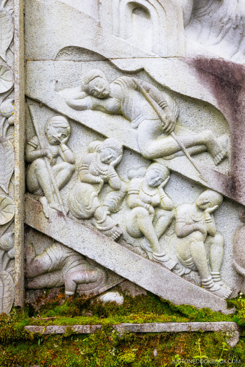 Stone wall decorations