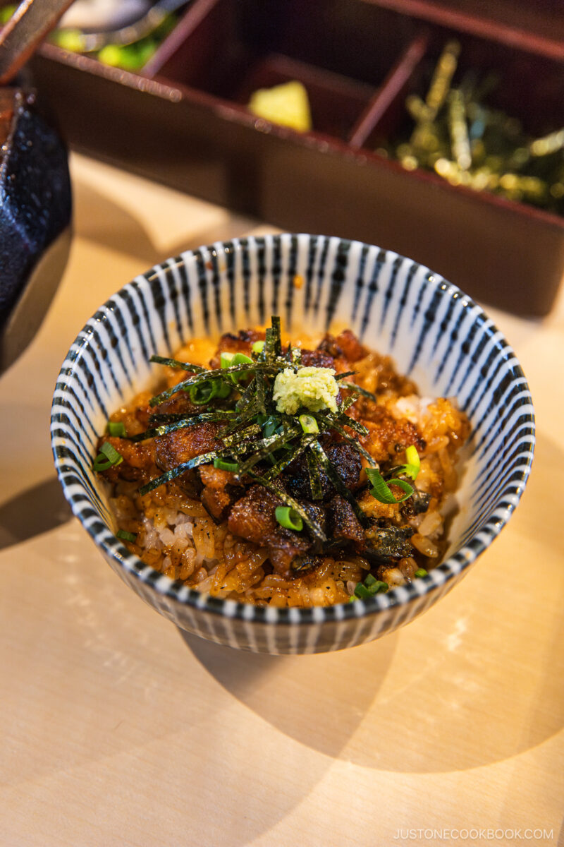 hitsumabushi eel rice in a bowl