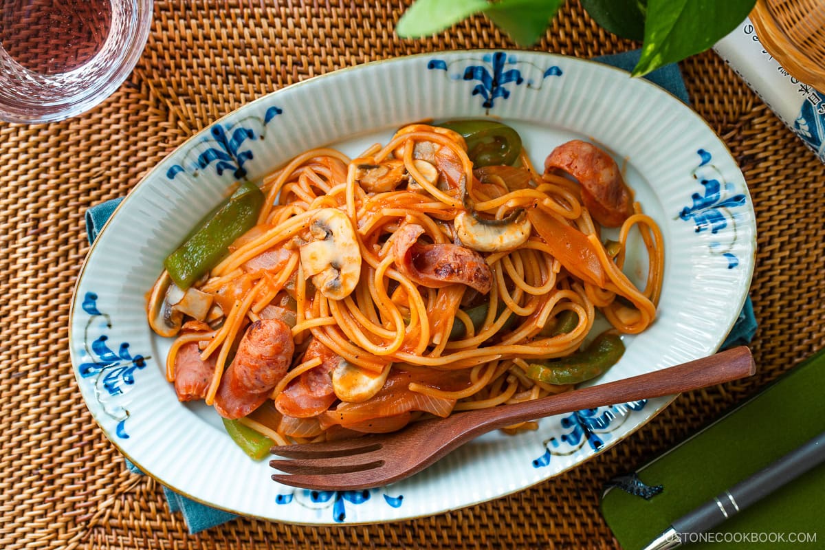 An oval plate containing Napolitan (Japanese Ketchup Spaghetti).