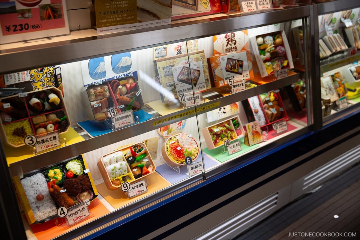 Restaurant in SCMAGLEV and Railway Park in Nagoya selling train bento boxes