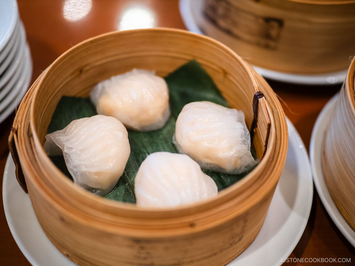 steamed shrimp dumplings inside a basket