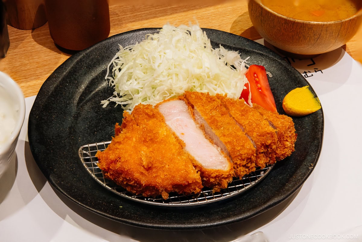 Tonkatsu and shredded cabbage