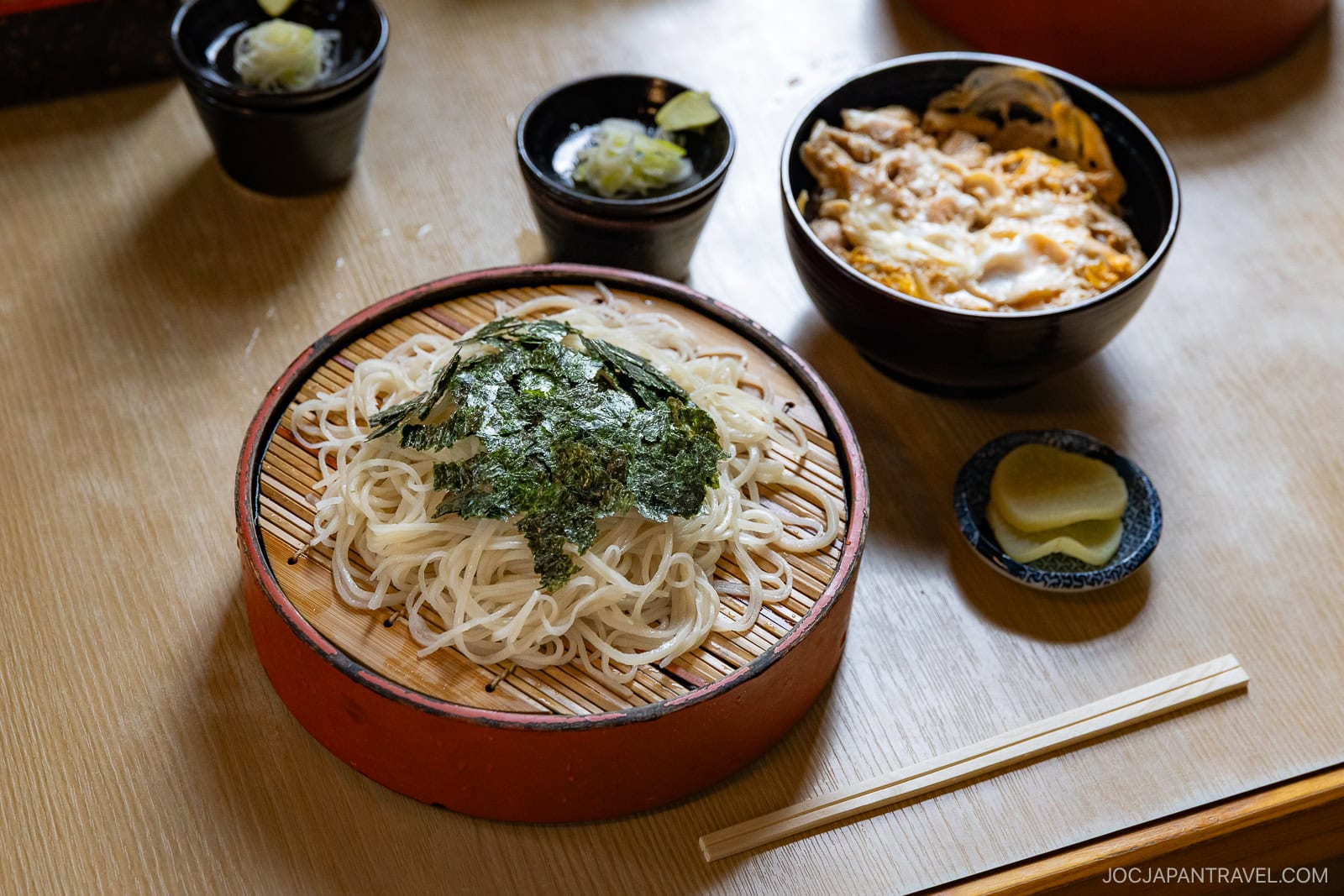 Soba noodles topped with seaweed